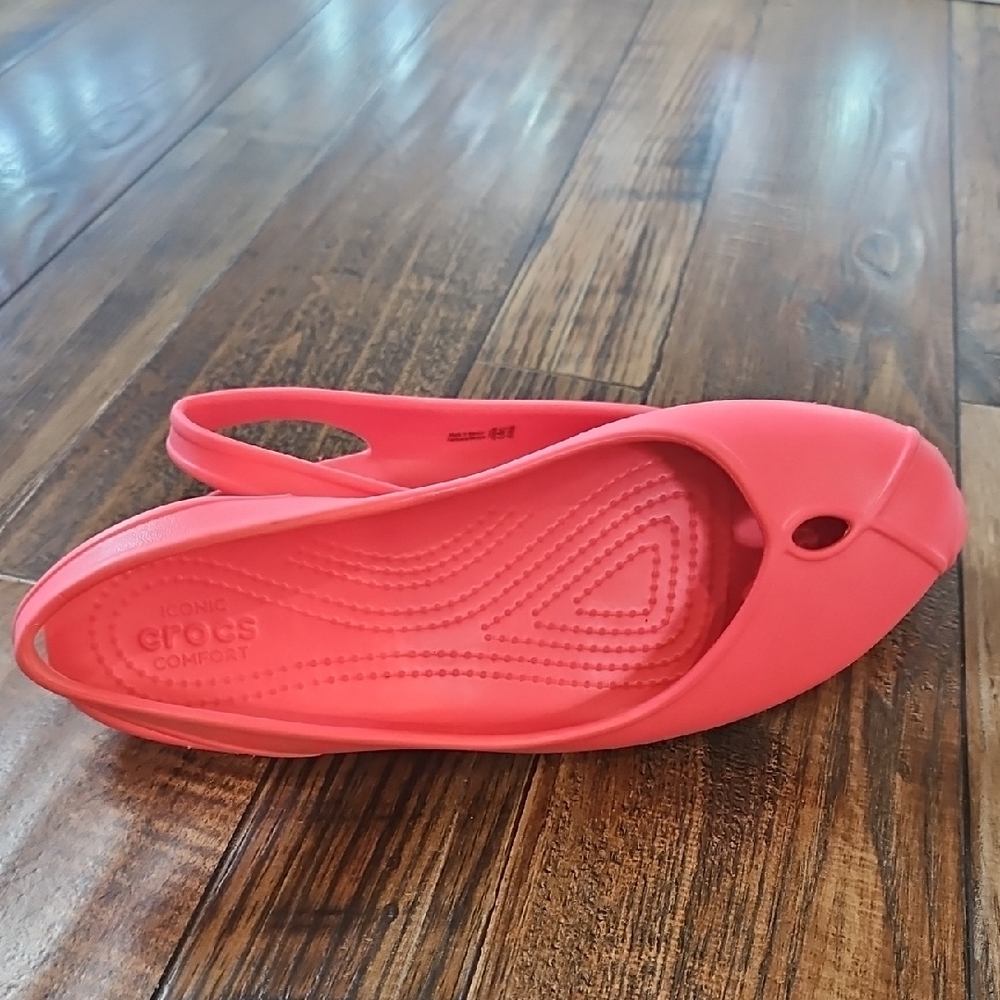 CROCS Women's‎ Bright Coral Slingback Flats - Picture 2 of 12